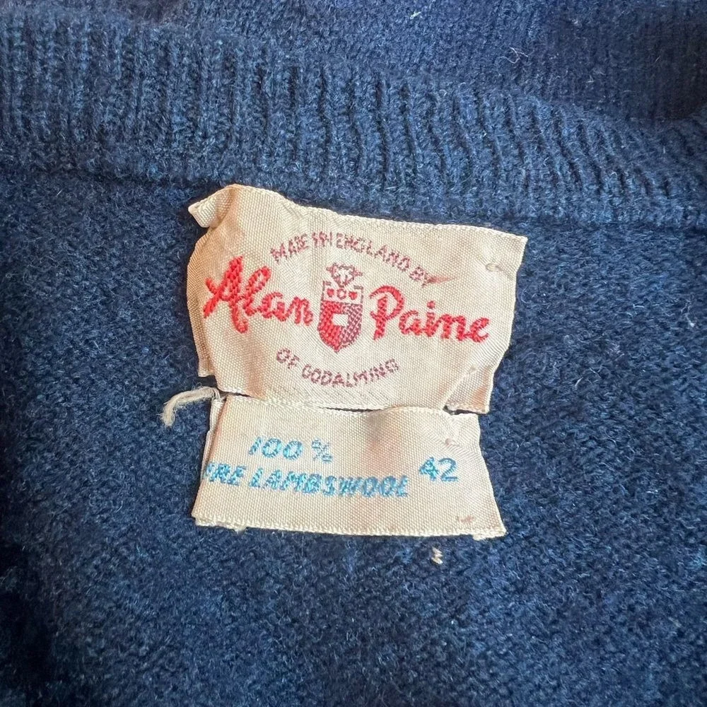 Vintage Alan Paine Pure Lambswool V Neck‎ Sweater Made in England Size 42 Large? - Picture 3 of 3